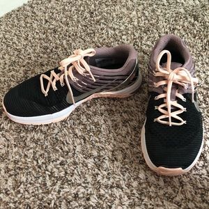 Women’s Nike Training Shoes!